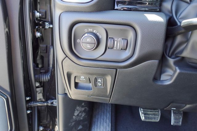 new 2025 Ram 1500 car, priced at $61,594