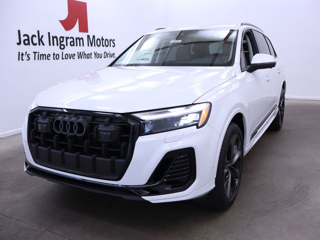 new 2025 Audi Q7 car, priced at $72,250