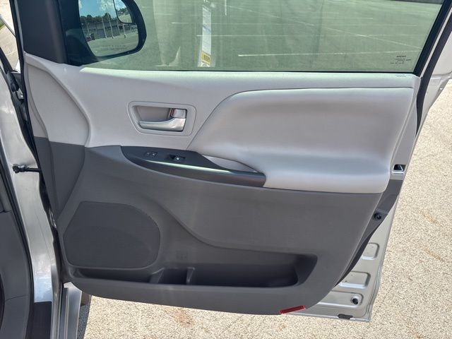 used 2016 Toyota Sienna car, priced at $15,499