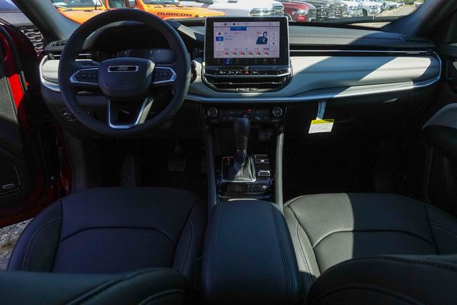 new 2025 Jeep Compass car, priced at $39,285