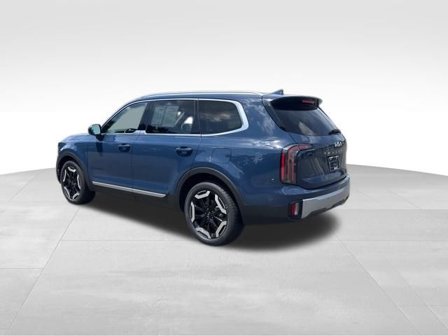 used 2023 Kia Telluride car, priced at $37,899
