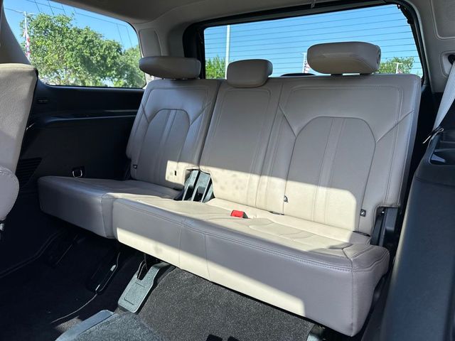 used 2023 Ford Expedition car, priced at $42,489