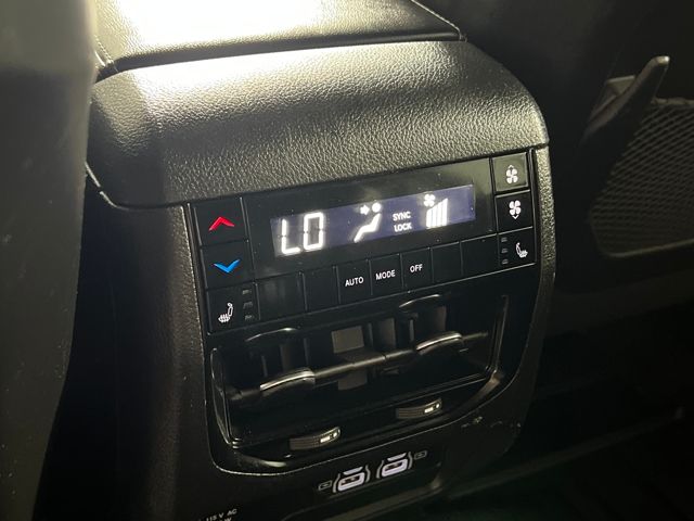 used 2021 Jeep Grand Cherokee L car, priced at $25,000