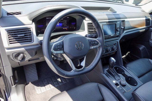 used 2022 Volkswagen Atlas car, priced at $21,999