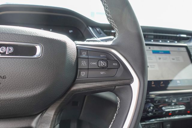 new 2025 Jeep Grand Cherokee car, priced at $55,335