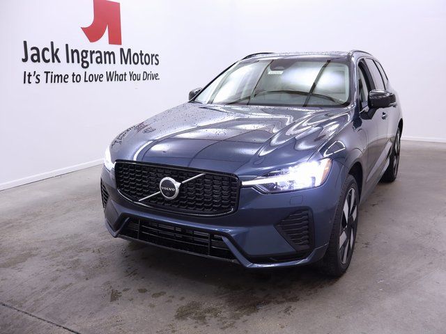 new 2025 Volvo XC60 Plug-In Hybrid car, priced at $63,284