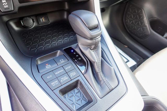 new 2025 Toyota RAV4 car