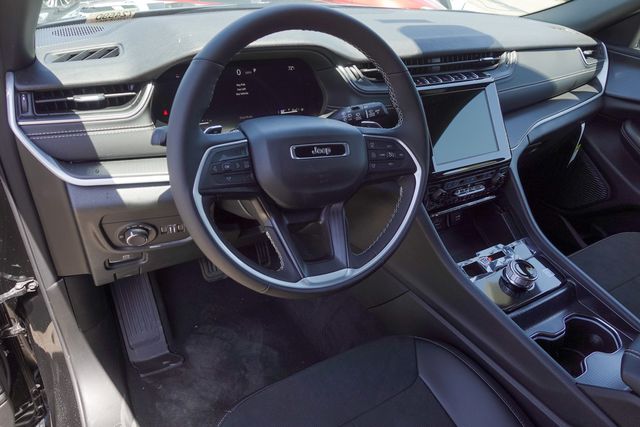 new 2025 Jeep Grand Cherokee L car, priced at $43,712