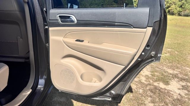 used 2020 Jeep Grand Cherokee car, priced at $16,211