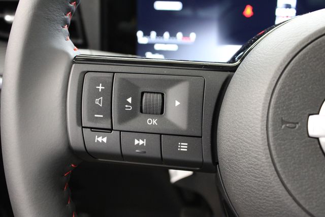 new 2025 Nissan Kicks car, priced at $29,430