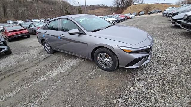 new 2025 Hyundai Elantra car, priced at $23,197