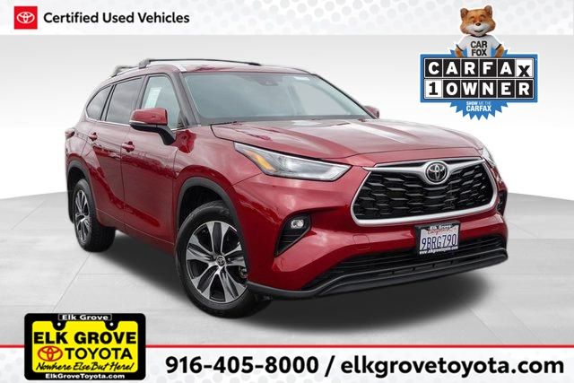 used 2022 Toyota Highlander car, priced at $32,388