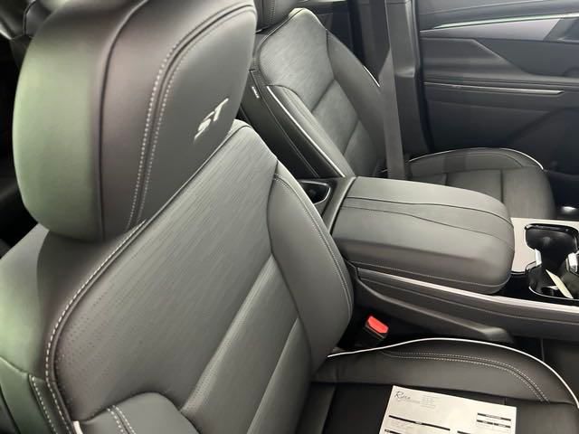 new 2025 Buick Enclave car, priced at $49,500