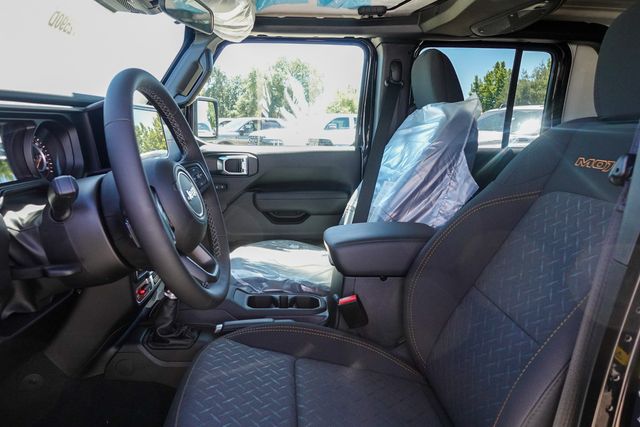 new 2025 Jeep Gladiator car, priced at $48,885