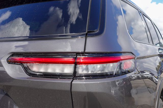 new 2025 Jeep Grand Cherokee L car, priced at $40,870