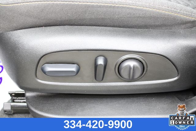 used 2023 Chevrolet Equinox car, priced at $21,999