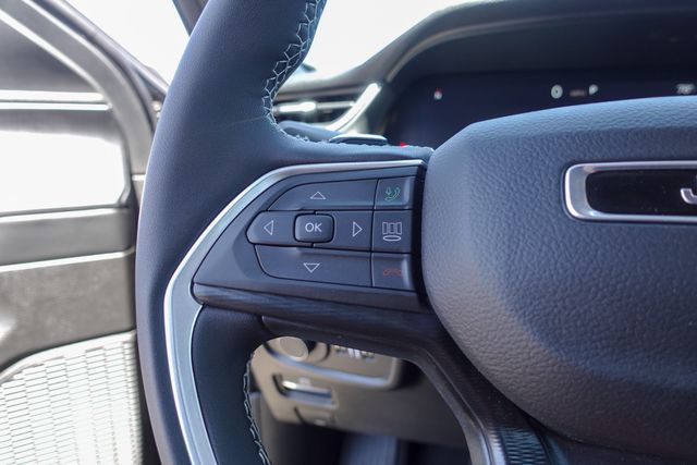 new 2025 Jeep Grand Cherokee car, priced at $41,350