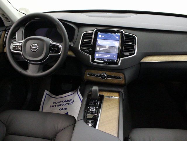new 2024 Volvo XC90 car, priced at $59,295