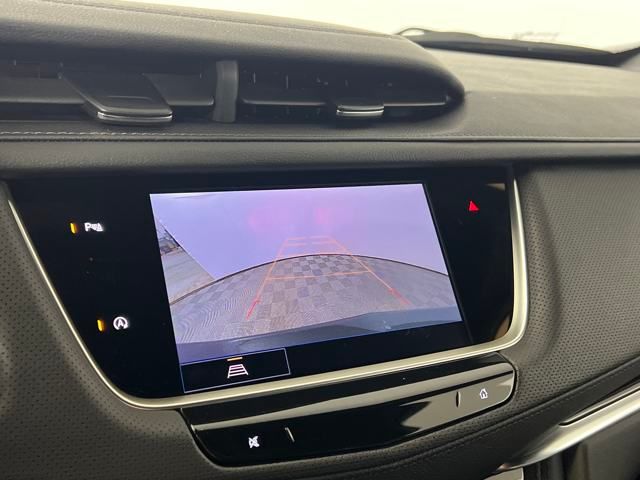 new 2025 Cadillac XT5 car, priced at $55,415