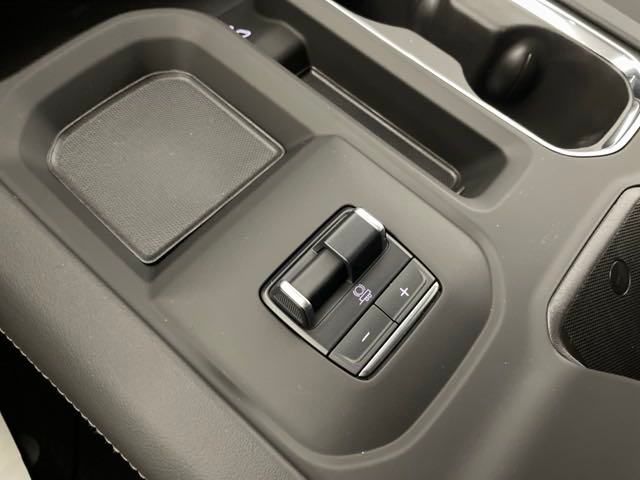 new 2024 GMC Sierra 2500HD car, priced at $80,000