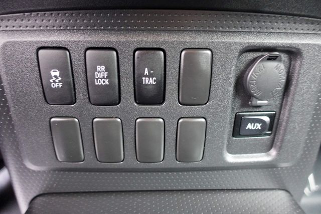 used 2010 Toyota FJ Cruiser car, priced at $22,448