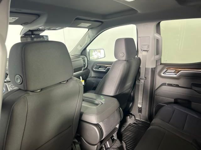 new 2024 GMC Sierra 1500 car, priced at $47,500
