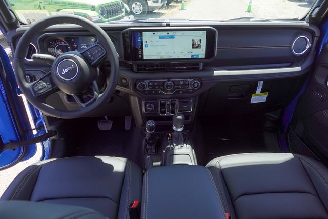 new 2025 Jeep Gladiator car, priced at $46,270