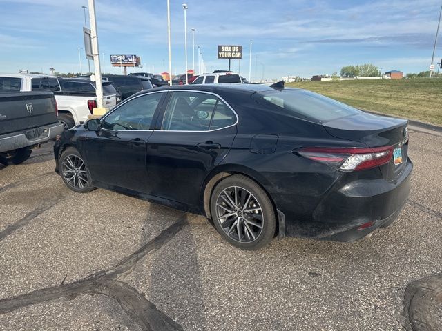 used 2022 Toyota Camry Hybrid car, priced at $25,000