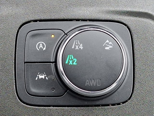 used 2023 Chevrolet Traverse car, priced at $34,661