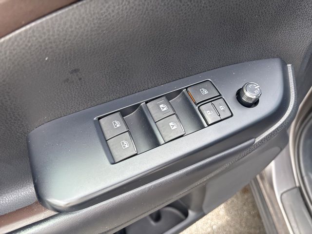 used 2018 Toyota Highlander car, priced at $16,999