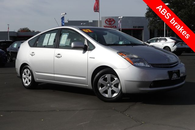 used 2007 Toyota Prius car, priced at $7,000