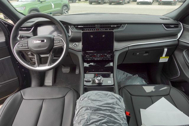 new 2025 Jeep Grand Cherokee L car, priced at $55,207