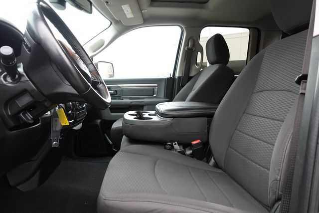 used 2019 Ram 1500 Classic car, priced at $27,563