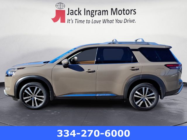 new 2025 Nissan Pathfinder car, priced at $54,580