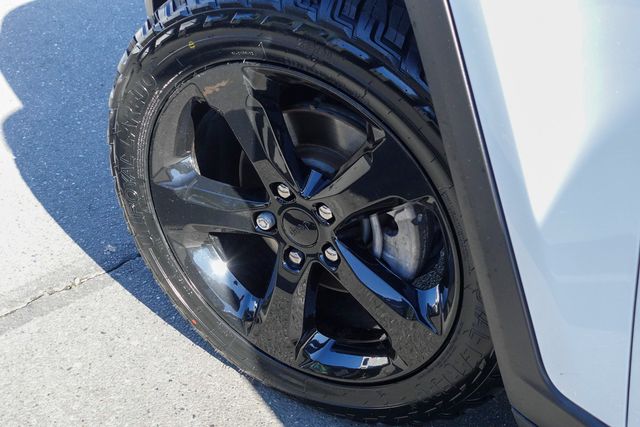 used 2022 Jeep Grand Cherokee car, priced at $31,888