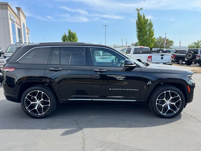 used 2022 Jeep Grand Cherokee car, priced at $40,844