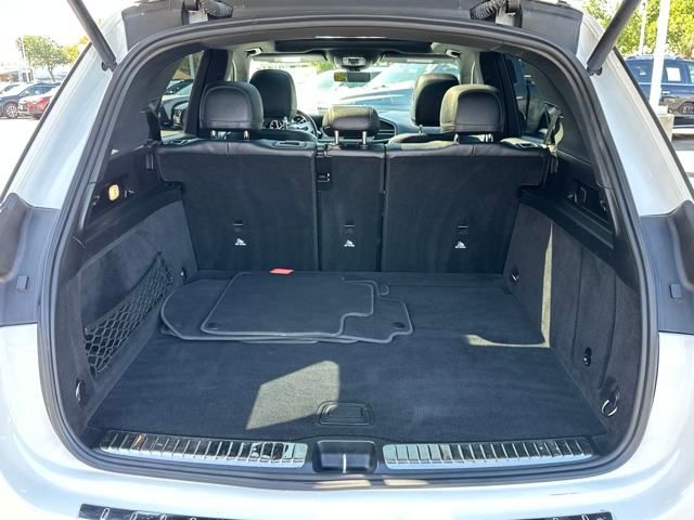 used 2022 Mercedes-Benz GLE car, priced at $37,619