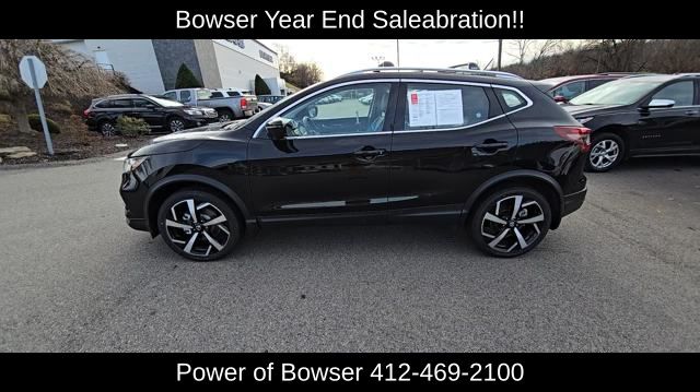 used 2022 Nissan Rogue Sport car, priced at $22,999