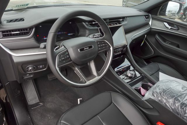 new 2025 Jeep Grand Cherokee L car, priced at $55,207