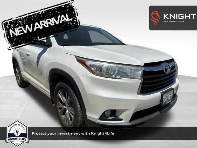 used 2015 Toyota Highlander car, priced at $19,731