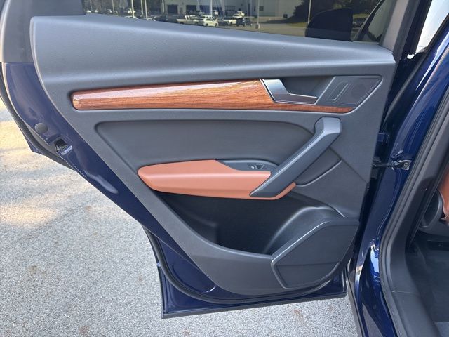 used 2021 Audi Q5 car, priced at $27,699