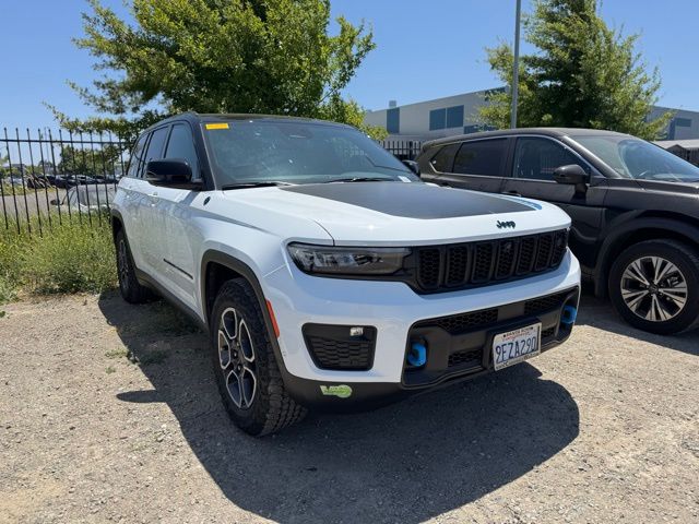 used 2023 Jeep Grand Cherokee car, priced at $46,435