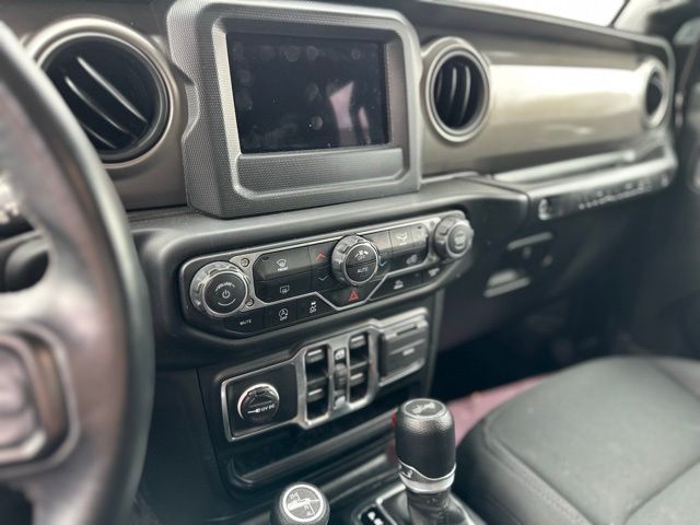 used 2021 Jeep Wrangler car, priced at $31,444