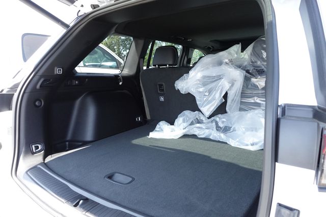 new 2025 Jeep Grand Cherokee car, priced at $40,755