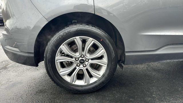 used 2024 Ford Edge car, priced at $30,680