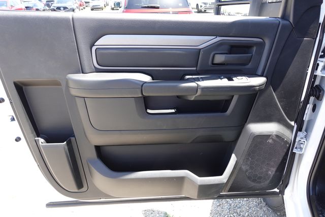 new 2025 Ram 3500 car, priced at $68,670