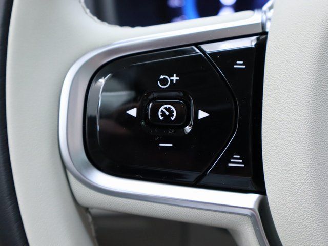 new 2025 Volvo XC90 Plug-In Hybrid car, priced at $72,689