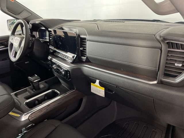 new 2025 GMC Sierra 1500 car, priced at $60,000