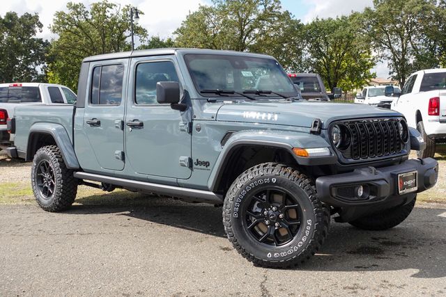 new 2025 Jeep Gladiator car, priced at $46,625