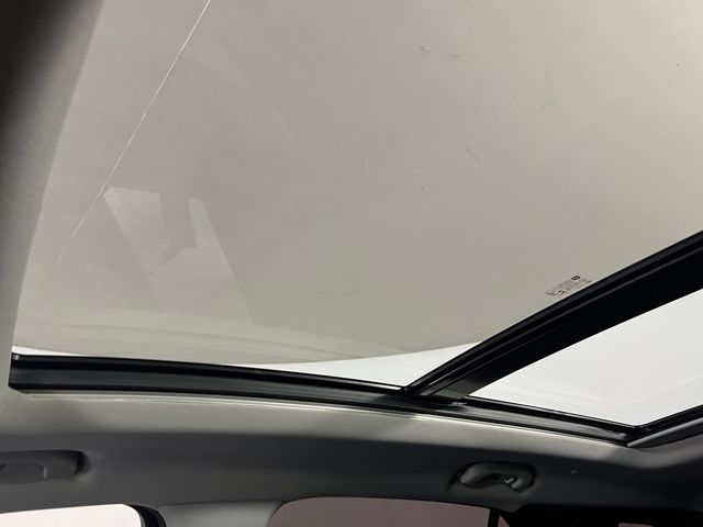 used 2022 Chevrolet Equinox car, priced at $19,500